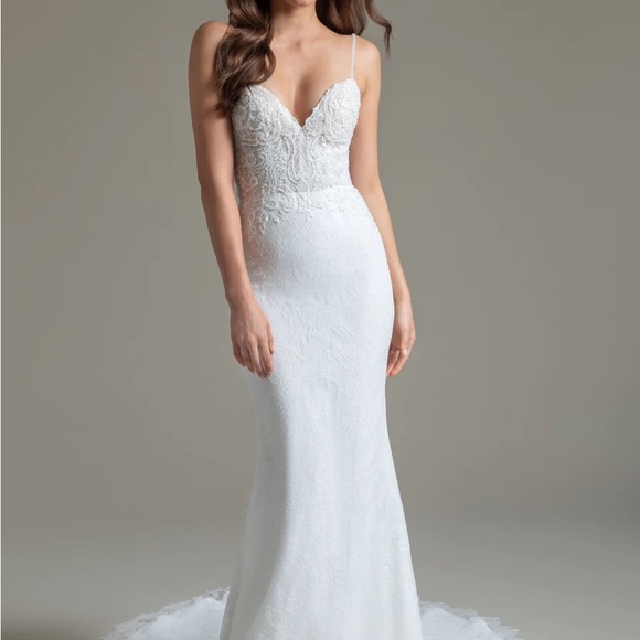 Ti adora Lexi wedding gown brand new unaltered size 10 bridal. 4/6 dress size - Picture 1 of 7